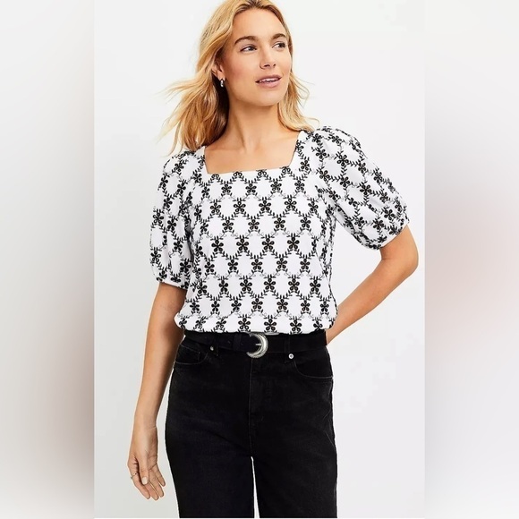 NWT LOFT Top Eyelet Embroidered Floral Square Neck White Black Puff Sleeve Small - Picture 1 of 6